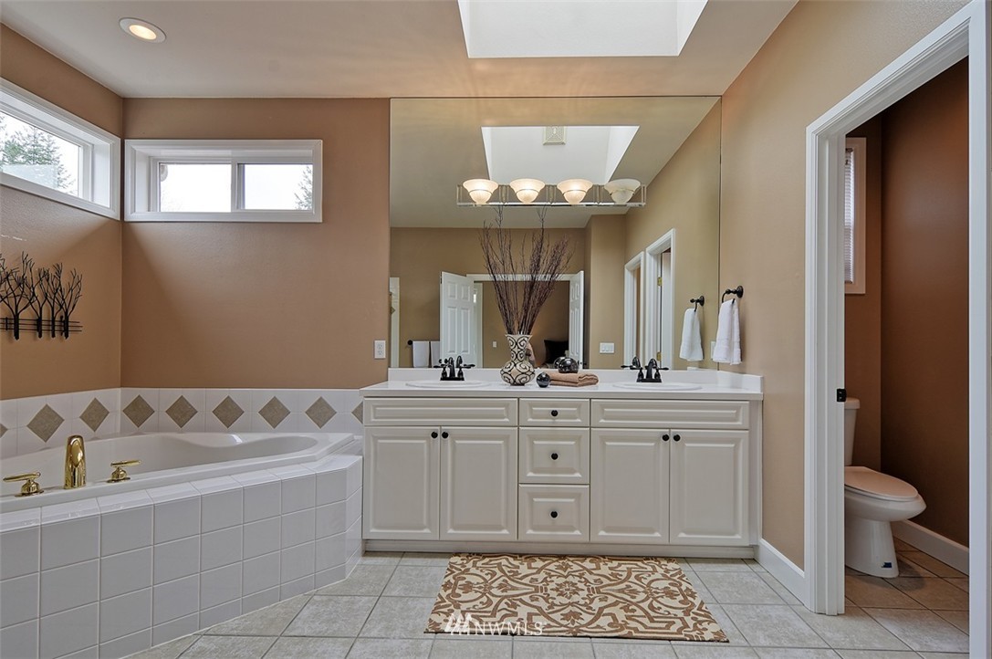 3522 210th Place Southeast Bothell, WA 98021 - Photo 13 of 24