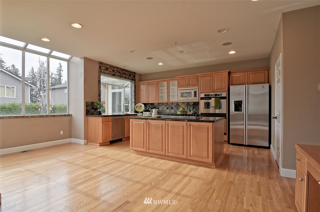 3522 210th Place Southeast Bothell, WA 98021 - Photo 7 of 24