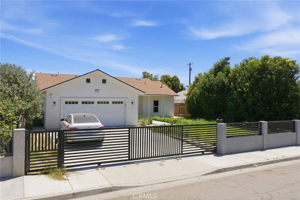 805 Lawson Road Bakersfield, CA 93307 - Photo 29 of 31