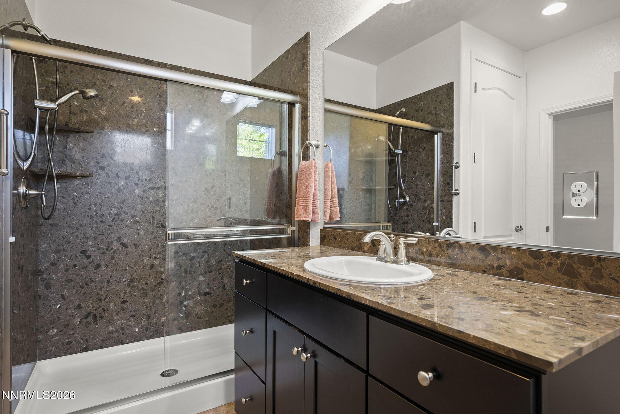 1880 Fledge Creek Drive Reno, NV 89521 - Photo 24 of 30 29-web-or-mls-_DSC0429