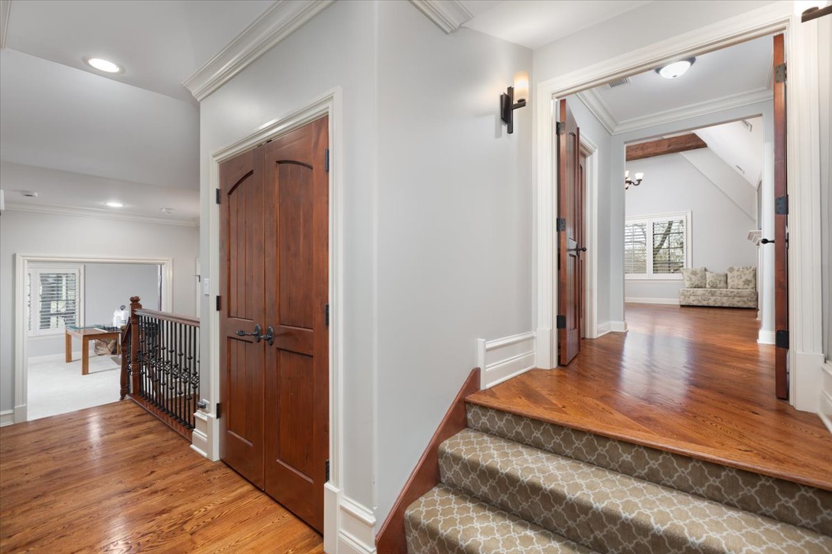 849 East Hillside Road Naperville, IL 60540 - Photo 37 of 75