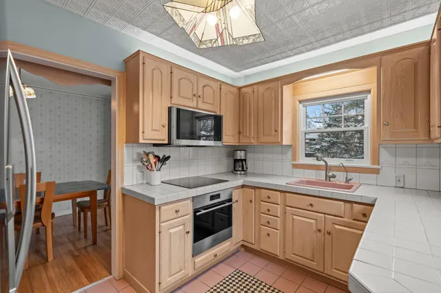 $549,000 | 3913 Monterey Avenue, St. Louis Park, MN 55416