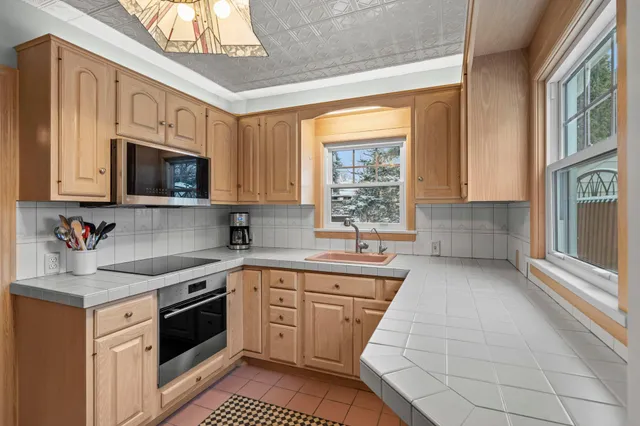 $549,000 | 3913 Monterey Avenue, St. Louis Park, MN 55416