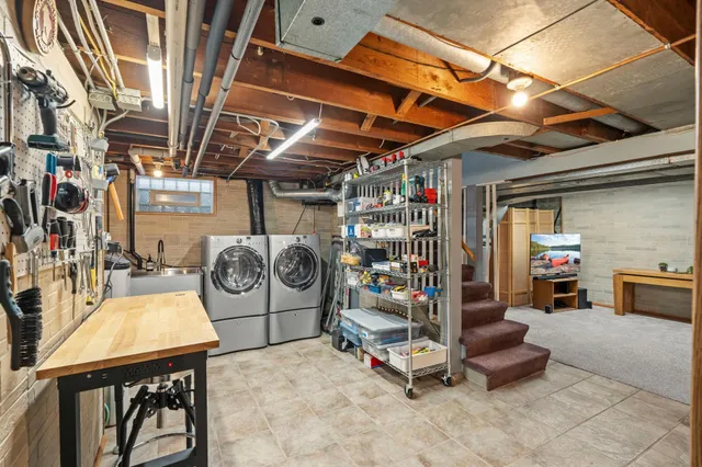 $549,000 | 3913 Monterey Avenue, St. Louis Park, MN 55416