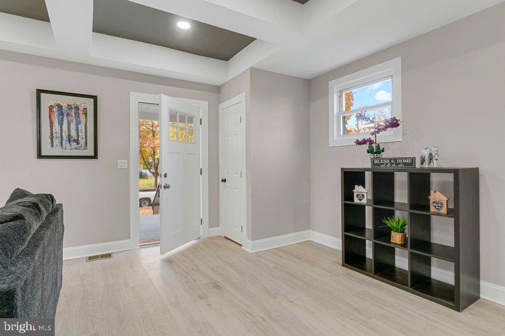3411 Cedardale Road Baltimore, MD 21215 - Photo 6 of 53 Gallery Image 6