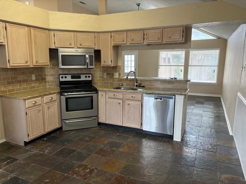 7972 Shield Road Frisco, TX 75035 - Photo 8 of 16