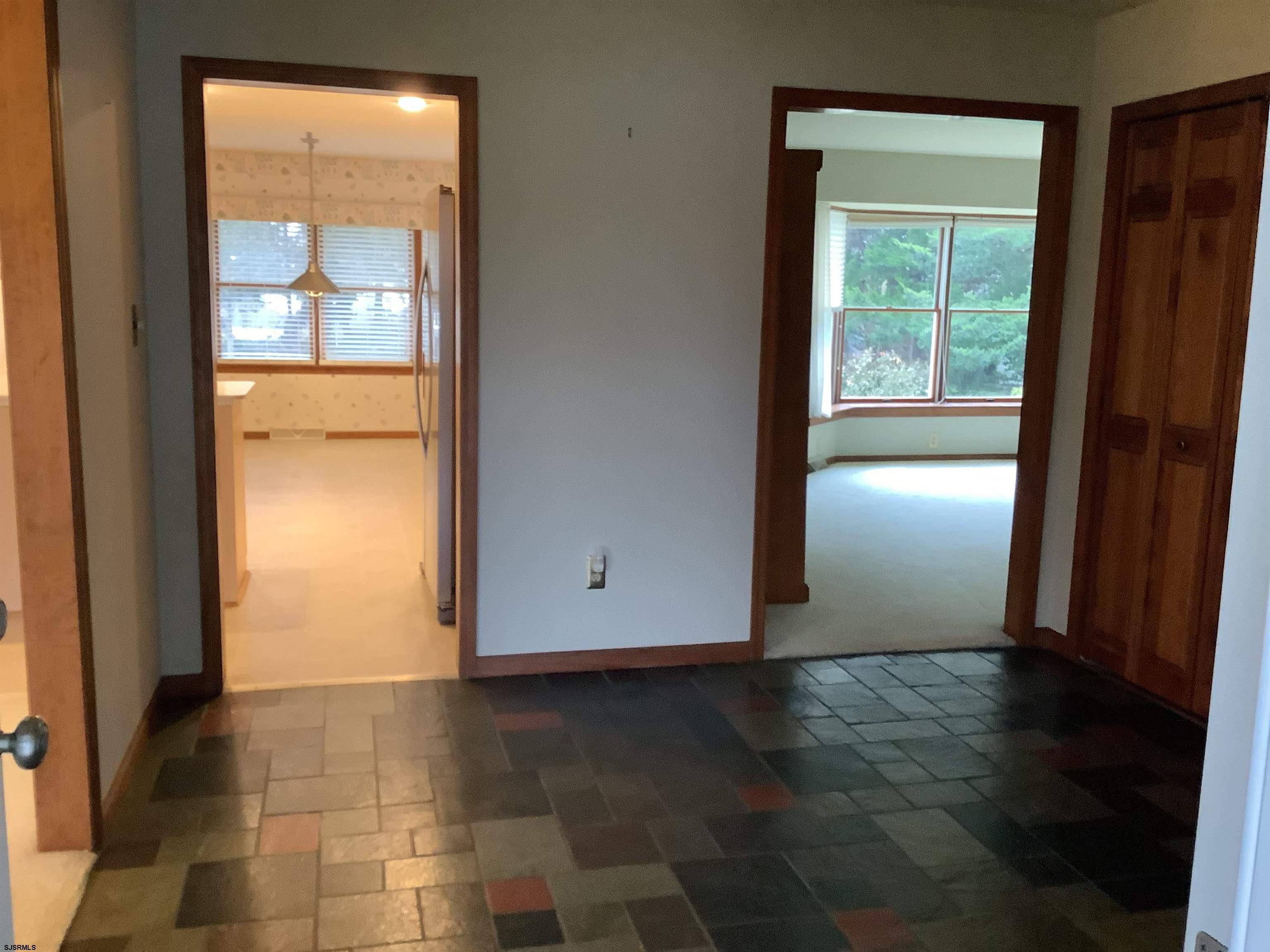 145 Allendale Road Marmora, NJ 08223 - Photo 5 of 27 an empty room with window