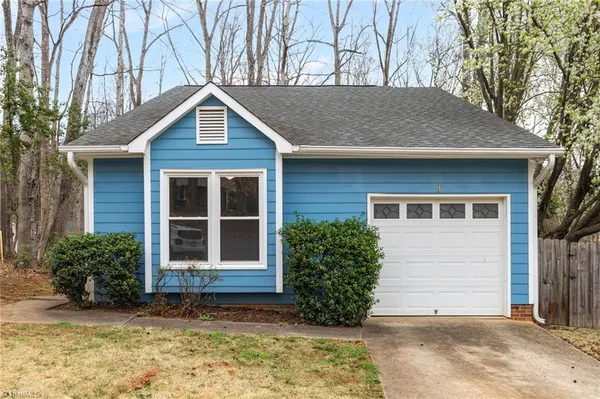 $280,000 | 9 Dunnberry Court, Greensboro, NC 27455