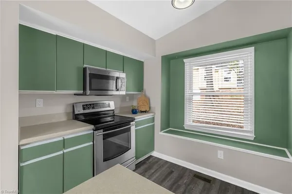 $280,000 | 9 Dunnberry Court, Greensboro, NC 27455
