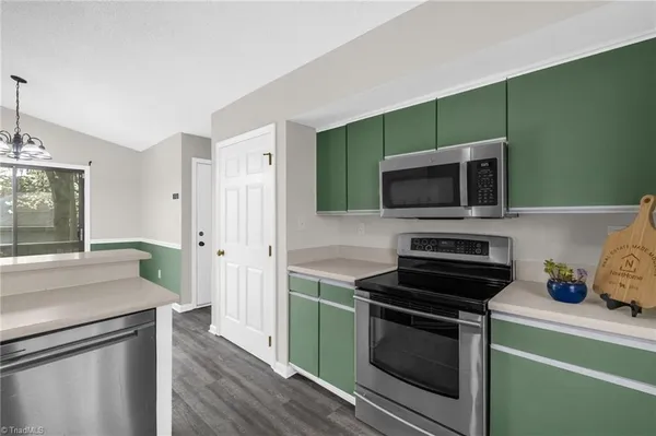 $280,000 | 9 Dunnberry Court, Greensboro, NC 27455