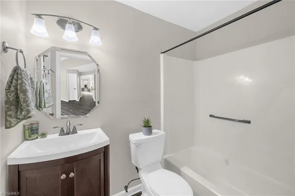 $280,000 | 9 Dunnberry Court, Greensboro, NC 27455