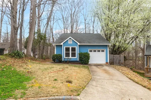 $280,000 | 9 Dunnberry Court, Greensboro, NC 27455