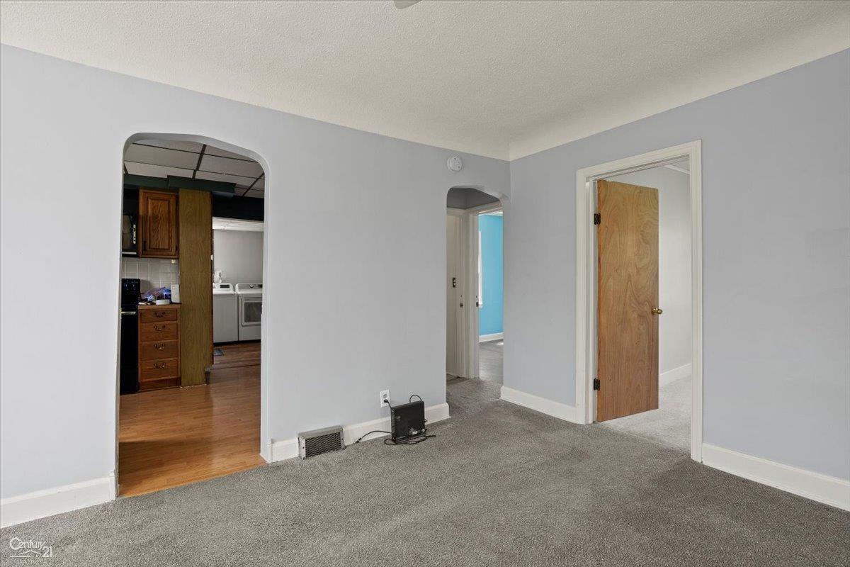 3063 O'Leary Road Flint, MI 48504 - Photo 19 of 33