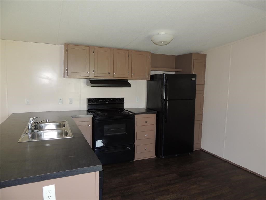 135 Geerts Street Trinity, TX 75862 - Photo 4 of 13 Gallery Image 4