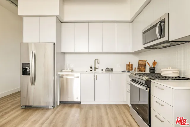 $5,995 | 10401 Washington Boulevard, Unit 304, Culver City, CA 90232