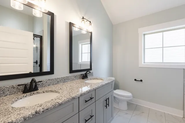 $388,900 | 1076 Cherry Blossom Lane, Clarksville, TN 37040