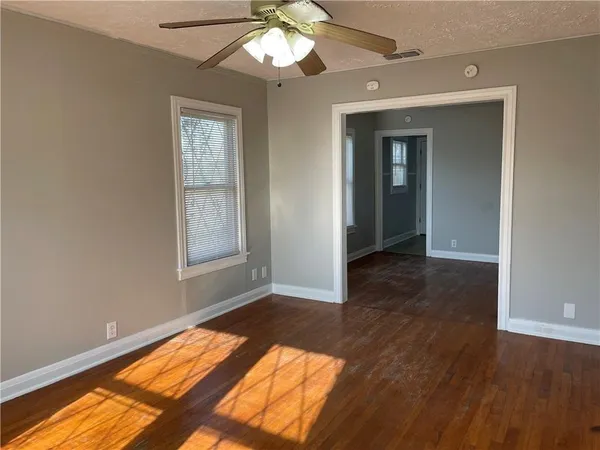 $1,250 | 332 Rosebud Avenue, Corpus Christi, TX 78404