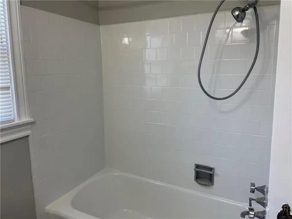 $1,250 | 332 Rosebud Avenue, Corpus Christi, TX 78404