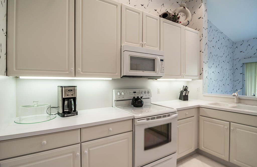 17251 Boca Club Boulevard, Unit 3 Boca Raton, FL 33487 - Photo 11 of 28 b-14