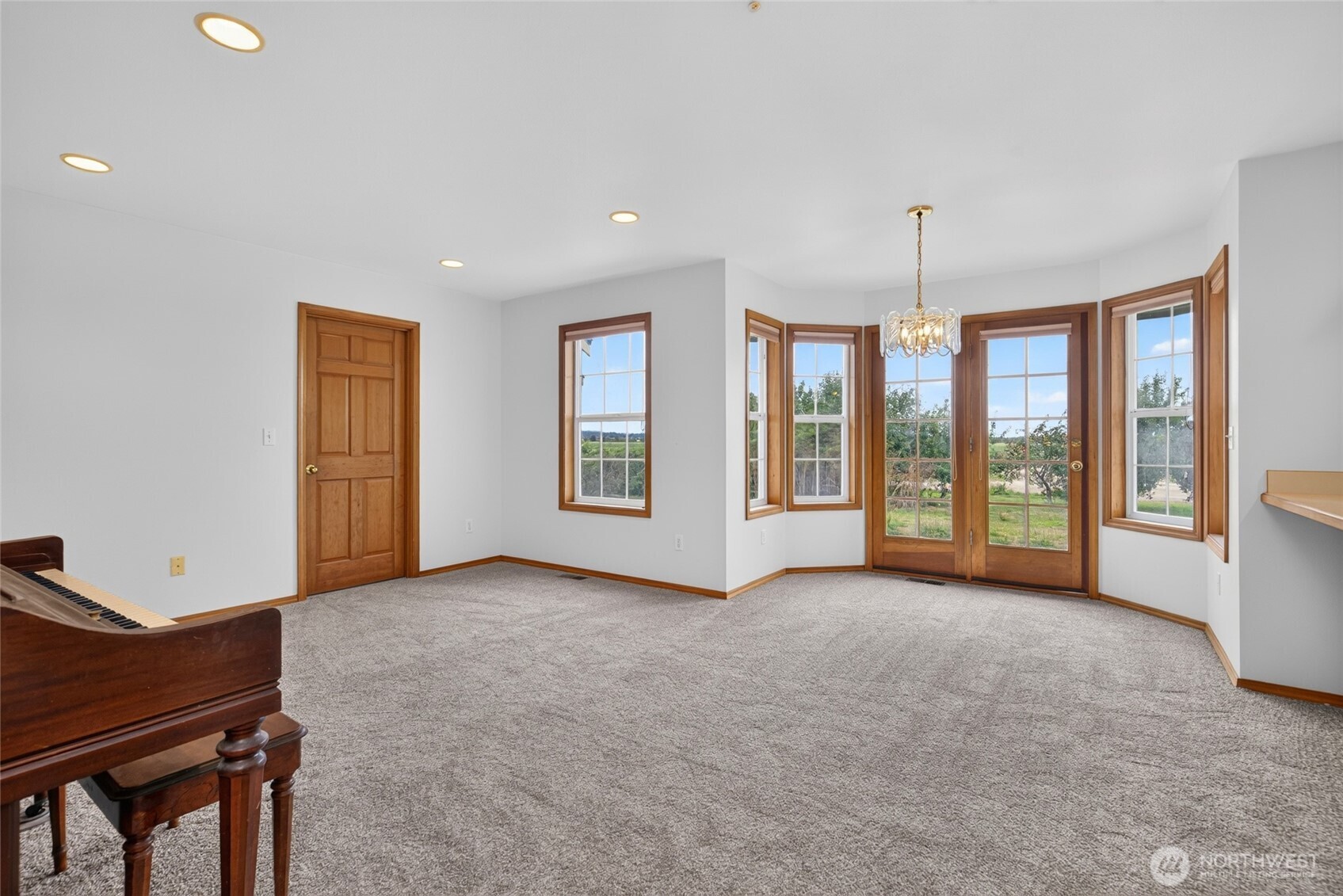 12035 Downey Road La Conner, WA 98257 - Photo 16 of 40 Gallery Image 16