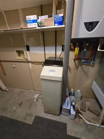 $420,000 | 4811 Lynn Hollow Lane, Potosi, WI 53820