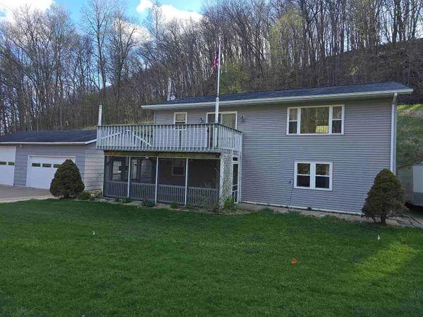 $420,000 | 4811 Lynn Hollow Lane, Potosi, WI 53820