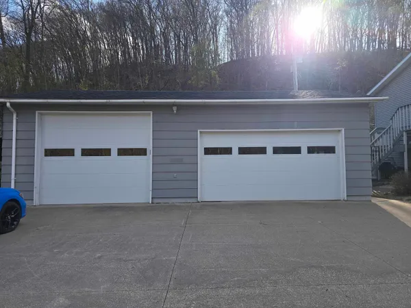 $420,000 | 4811 Lynn Hollow Lane, Potosi, WI 53820