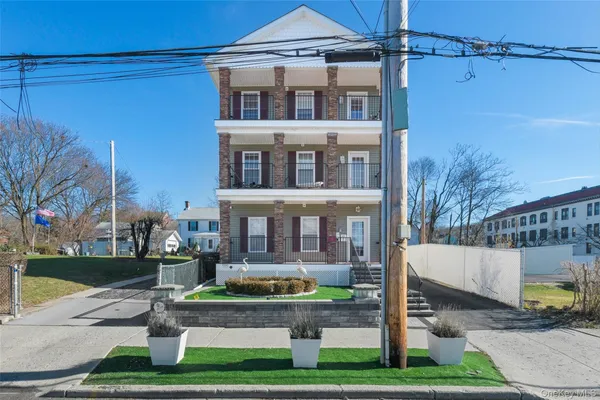 $2,250 | 75 Albany Street, Unit 3, Poughkeepsie, NY 12601