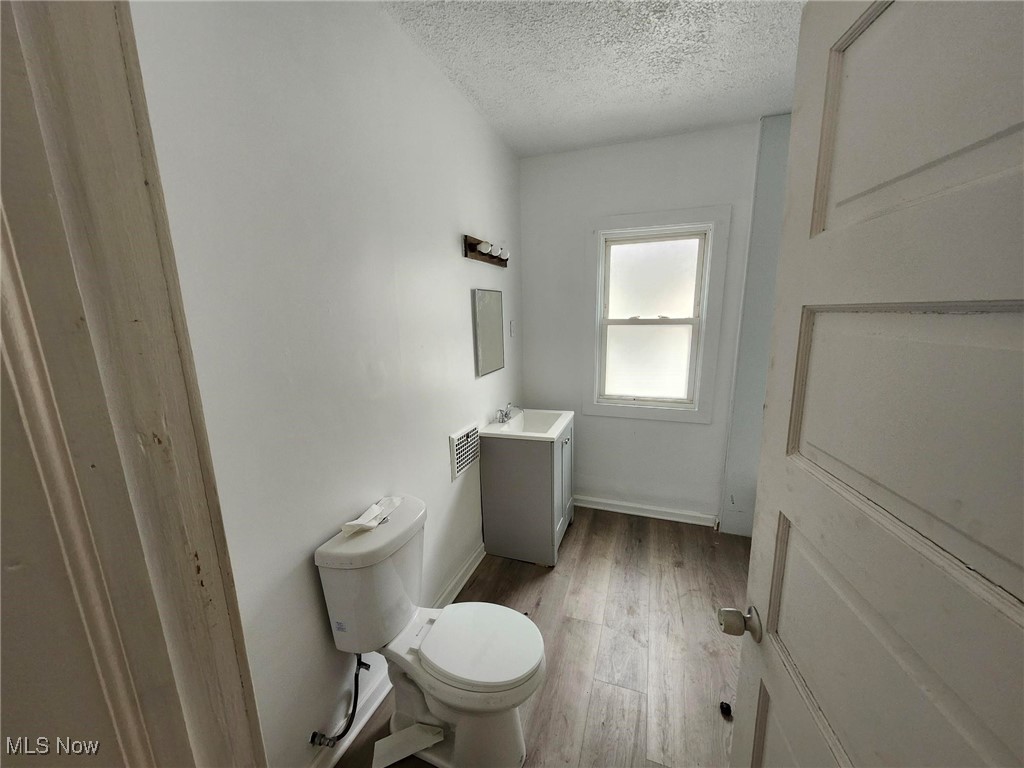 3443 Regent Road Cleveland, OH 44127 - Photo 18 of 27 2nd floor