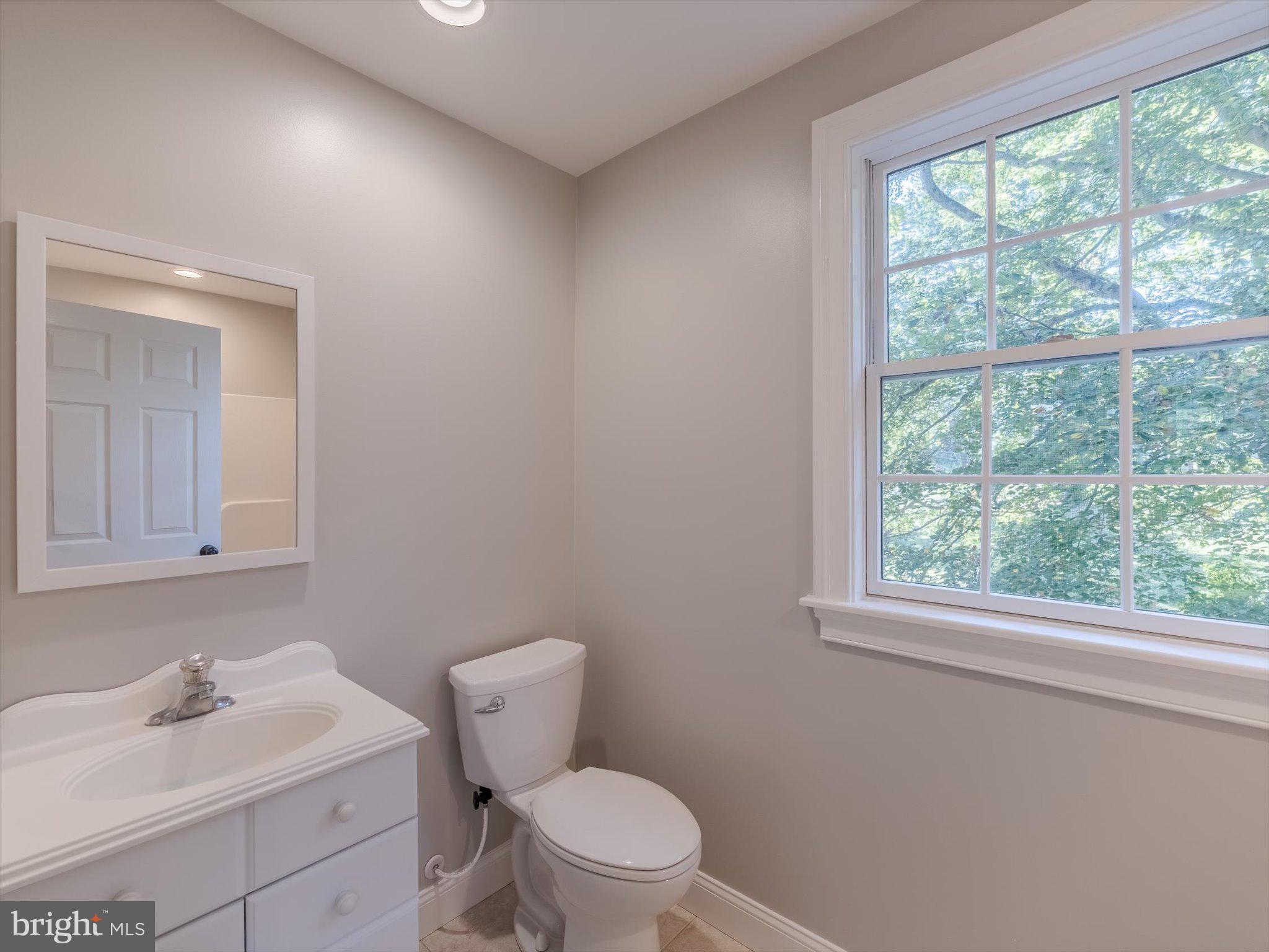 502 Painter Road Media, PA 19063 - Photo 27 of 47 2nd Fl Bedroom ensuite