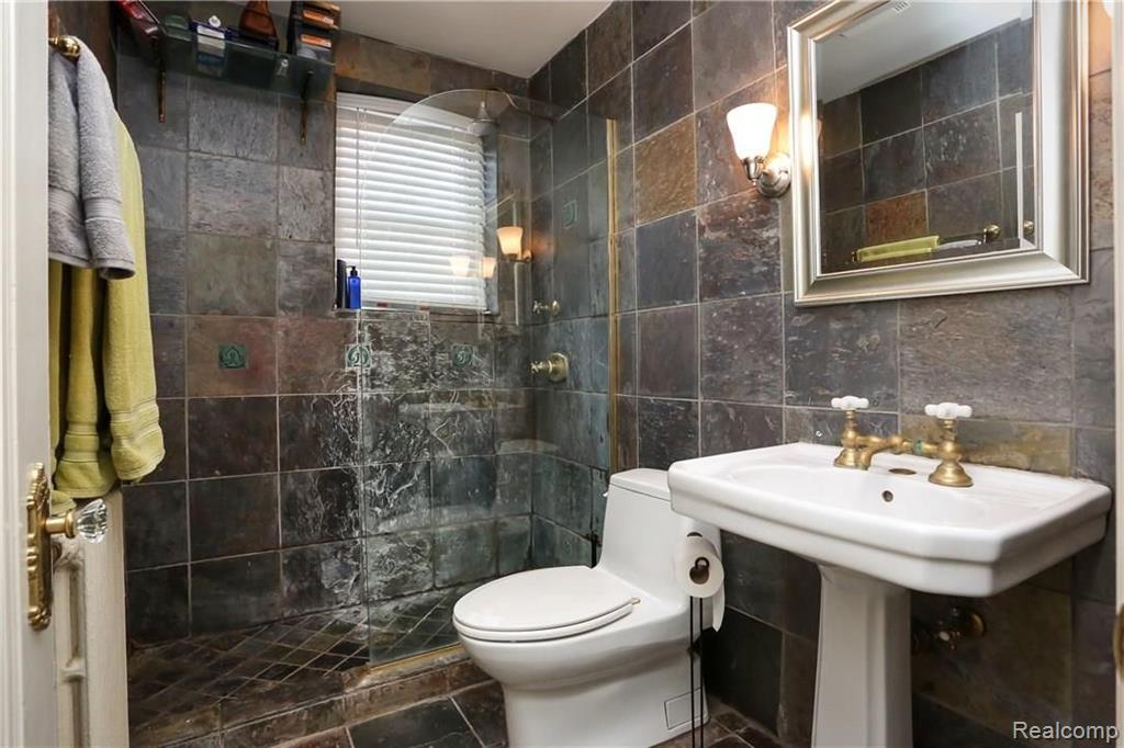 327 Southfield Road, Unit 1BS Birmingham, MI 48009 - Photo 22 of 28
