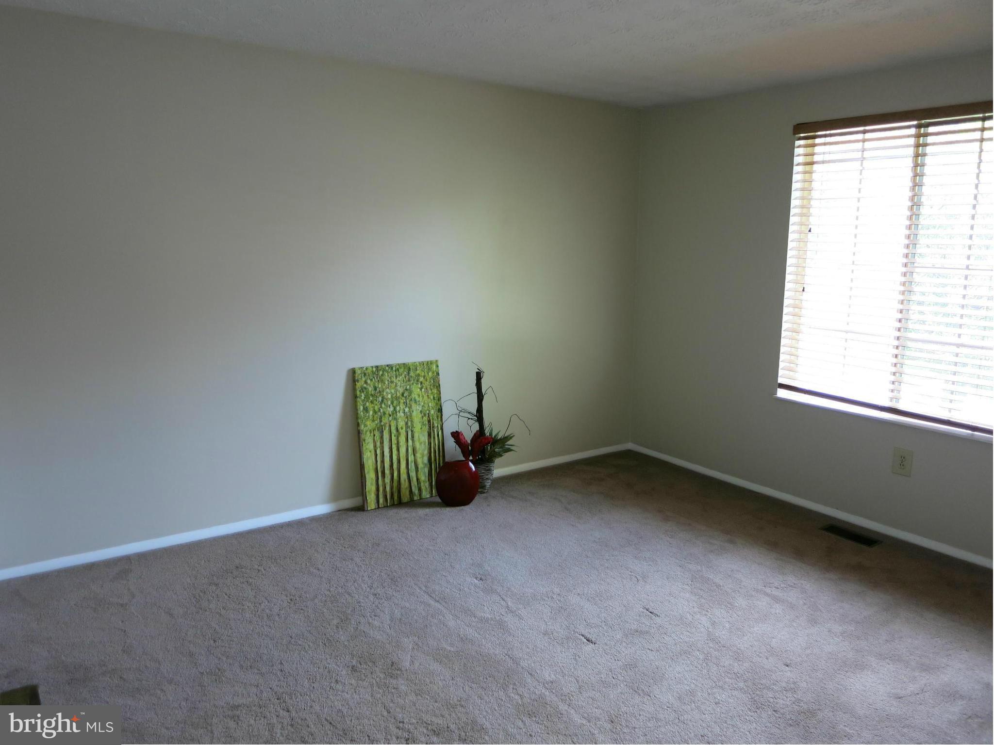 13705 Engleman Drive Laurel, MD 20708 - Photo 19 of 30 an empty room with a window