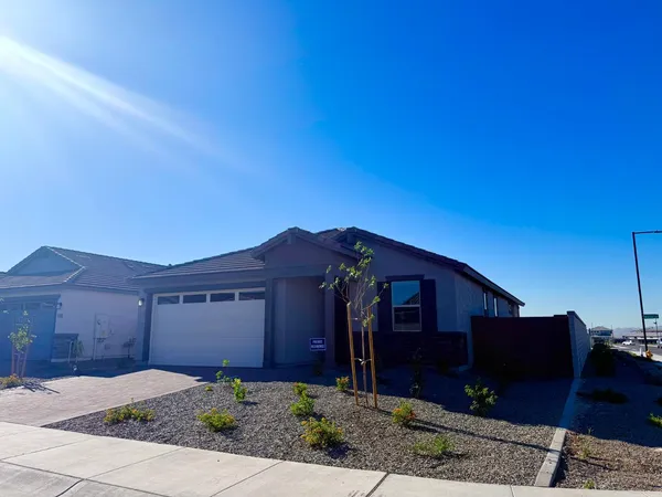 $1,900 | 24245 West Raymond Street, Buckeye, AZ 85326