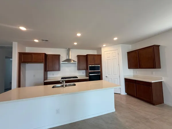 $1,900 | 24245 West Raymond Street, Buckeye, AZ 85326