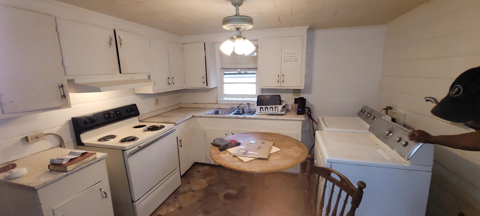 1074 Upper Valley Falls Road Boiling Springs, SC 29316 - Photo 5 of 10 Gallery Image 5