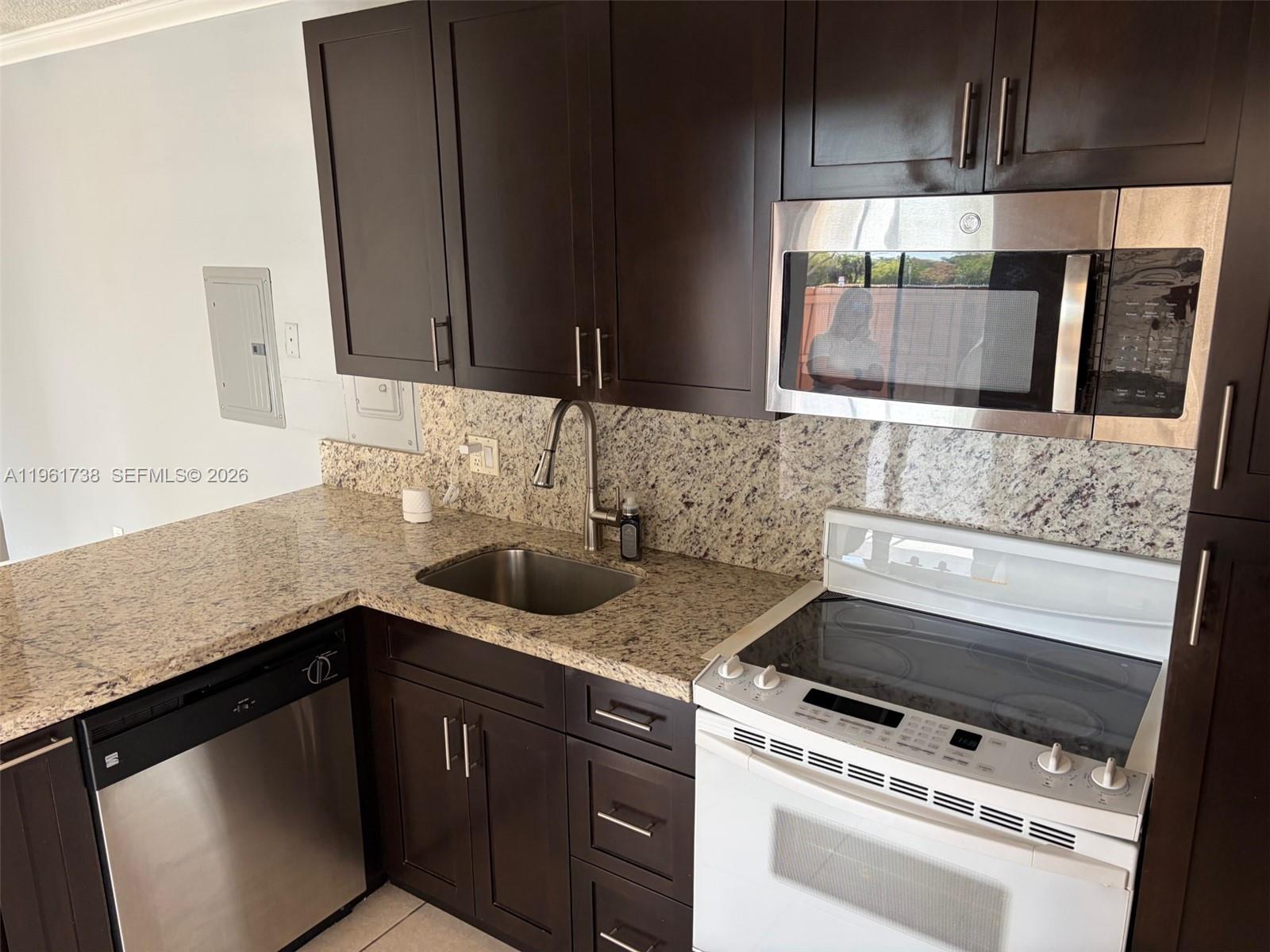 13781 Southwest 66th Street, Unit 129B Miami, FL 33183 - Photo 14 of 24