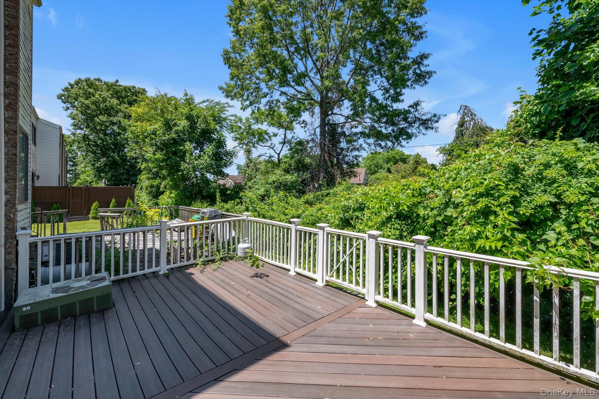 14 Vanderbilt Way, Unit 14 Valley Stream, NY 11581 - Photo 16 of 16
