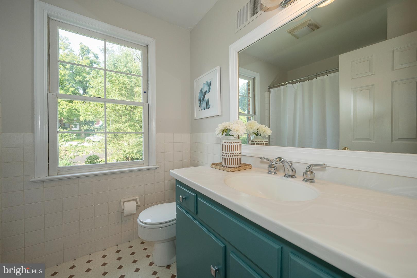 1117 Ivymont Road Bryn Mawr, PA 19010 - Photo 35 of 57 Hall Bathroom