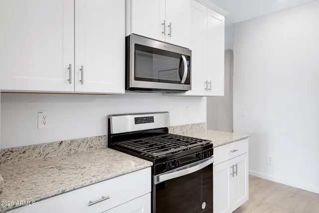 $2,000 | 30450 Sage Street, San Tan Valley, AZ 85143