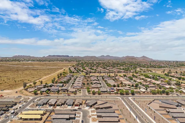 $2,000 | 30450 Sage Street, San Tan Valley, AZ 85143