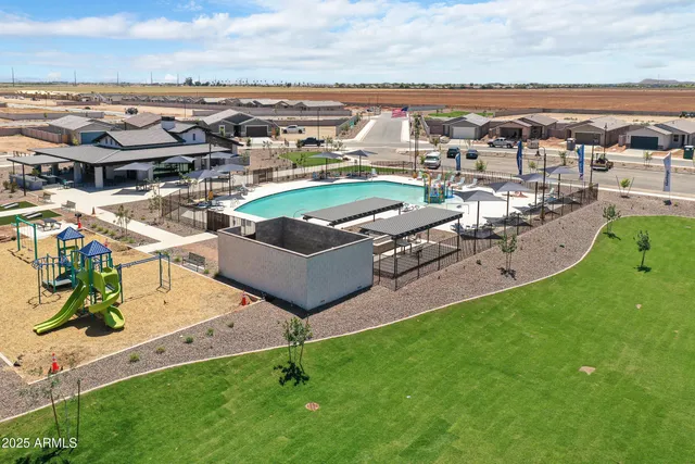 $2,000 | 30450 Sage Street, San Tan Valley, AZ 85143