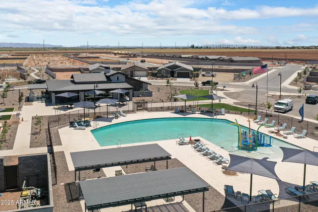 $2,000 | 30450 Sage Street, San Tan Valley, AZ 85143