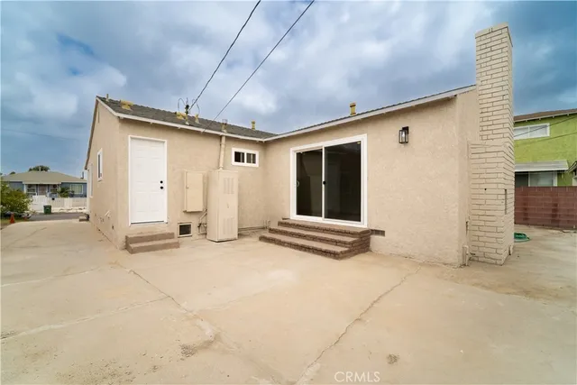 $739,000 | 2204 West 153rd Street, Compton, CA 90220