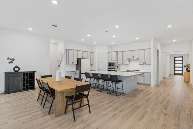 $569,900 | 2021 Gold Dust Trail, Leander, TX 78641