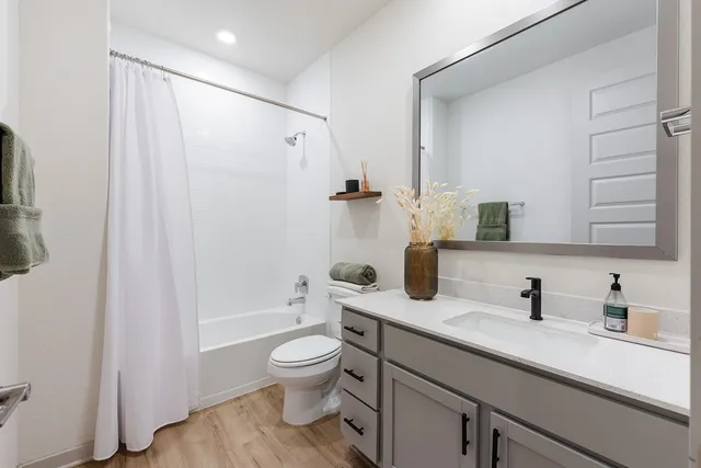 $569,900 | 2021 Gold Dust Trail, Leander, TX 78641