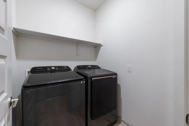 $569,900 | 2021 Gold Dust Trail, Leander, TX 78641