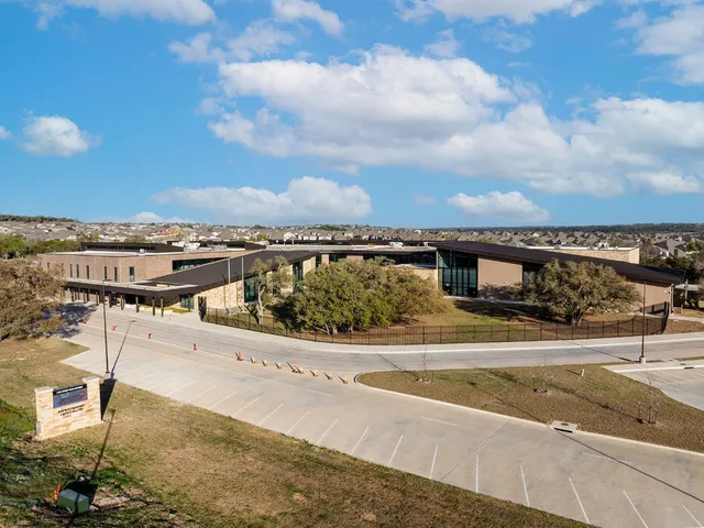 $569,900 | 2021 Gold Dust Trail, Leander, TX 78641