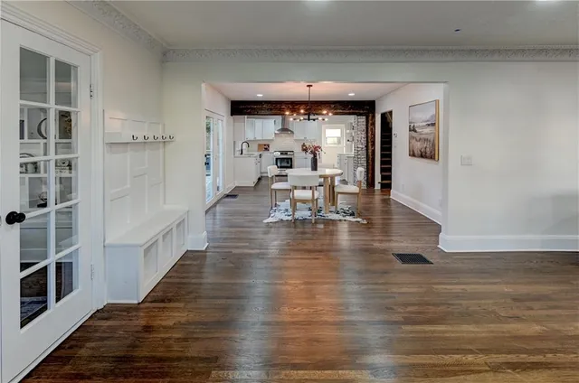 $500,000 | 5000 Fontana Street, Roeland Park, KS 66205