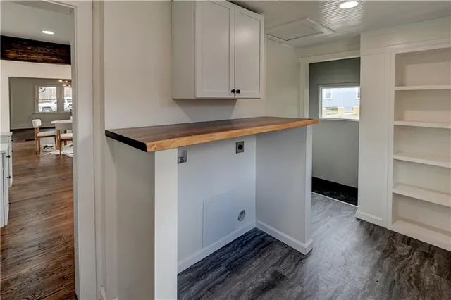 $500,000 | 5000 Fontana Street, Roeland Park, KS 66205