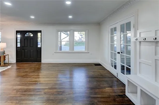 $500,000 | 5000 Fontana Street, Roeland Park, KS 66205